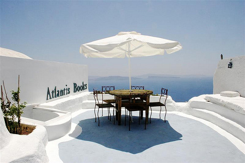 Atlantis-Books-Patio