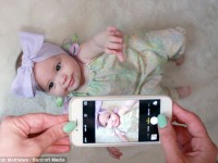 Esta fotogénica niña de ocho meses de edad, tiene más de 5.000 seguidores en Instagram y diseñadores están clamando por ella para que luzca sus diseños