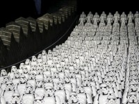 Enorme reunión de Stormtroopers en la Gran Muralla de China para promover la nueva película de Star Wars