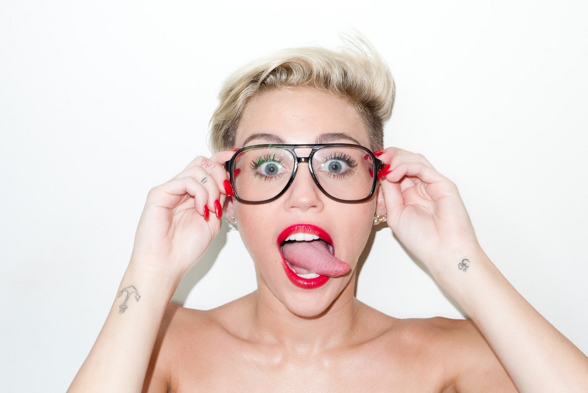 Miley-Cyrus-Terry-Richardson-3-1170x782
