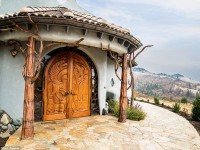 Esta casa de cuento puesta a la venta es ideal para los amantes del Señor de los anilos o El hobbit.