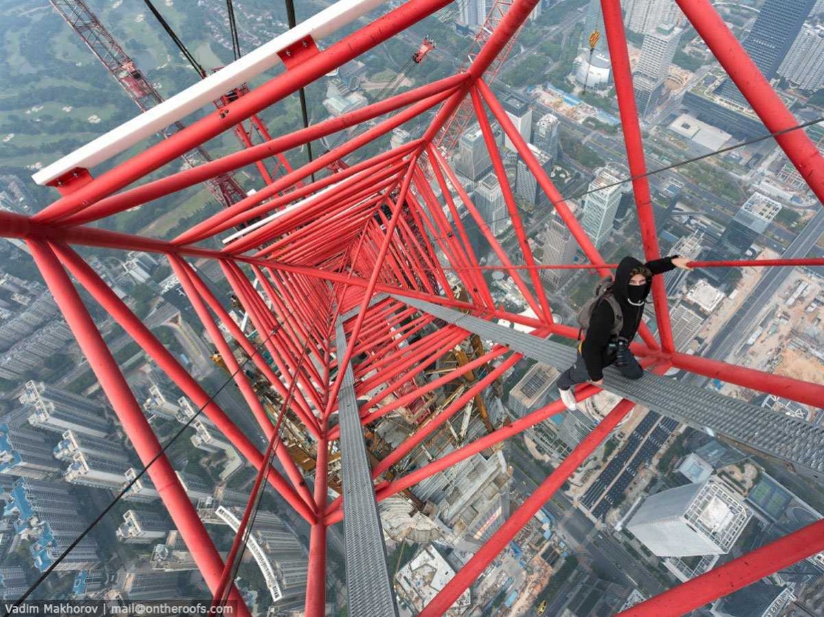 after-their-youtube-video-on-their-shanghai-tower-climb-got-so-many-hits-they-climbed-the-ping-an-financial-center-in-shenzen-china-which-is-set-to-be-the-second-tallest-tower-in-the-world-after