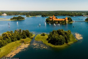 Impresionantes fotografías tomadas con drones que te muestran la Europa del Este como nunca antes la habías visto.
