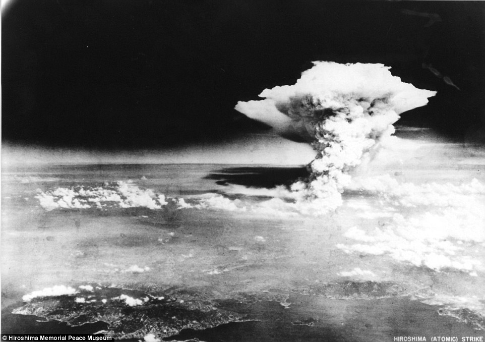 2AA1C8C900000578-3186815-Blast_Little_Boy_the_first_atomic_bomb_one_used_at_war_killed_14-a-100_1438857513697