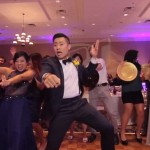 Imperdible este baile, tal vez el mejor que unos novios han regalado a sus invitados de boda