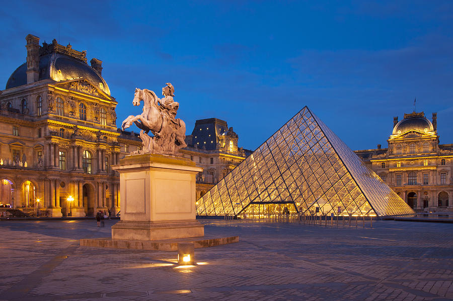 3-musee-du-louvre-brian-jannsen