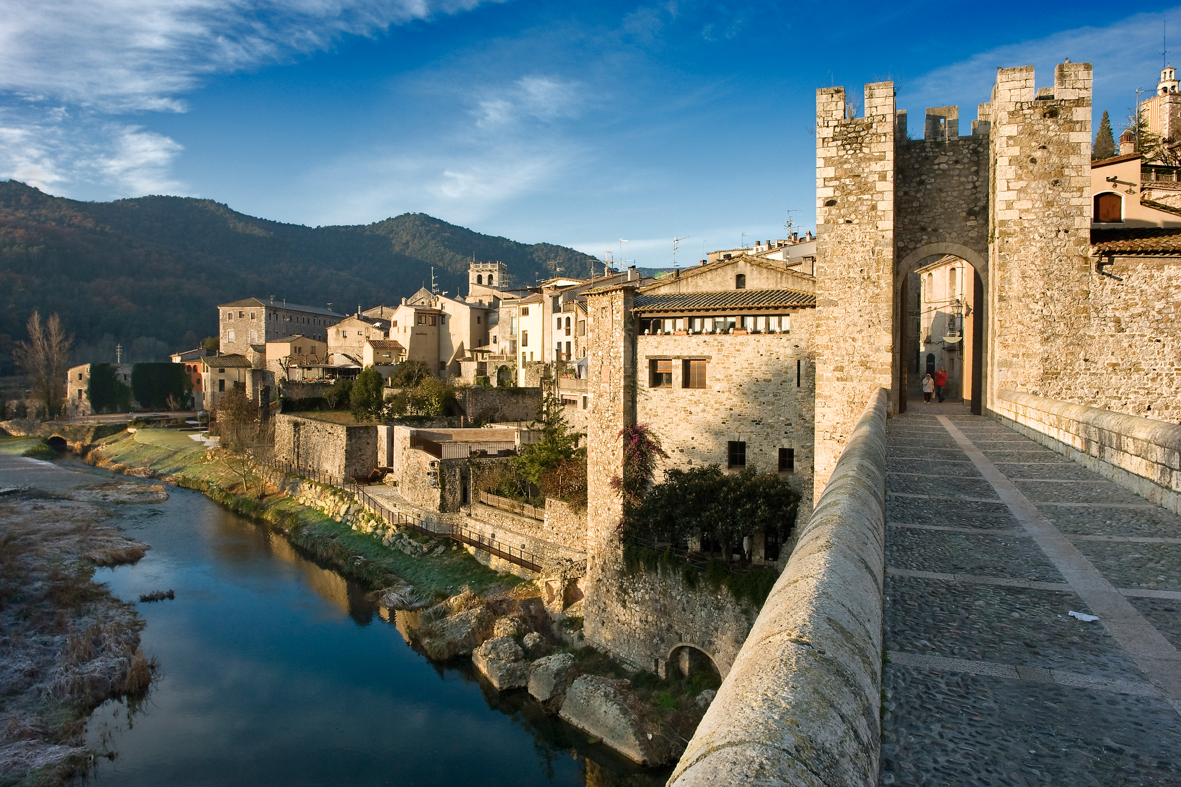 Pont_Besalú_1