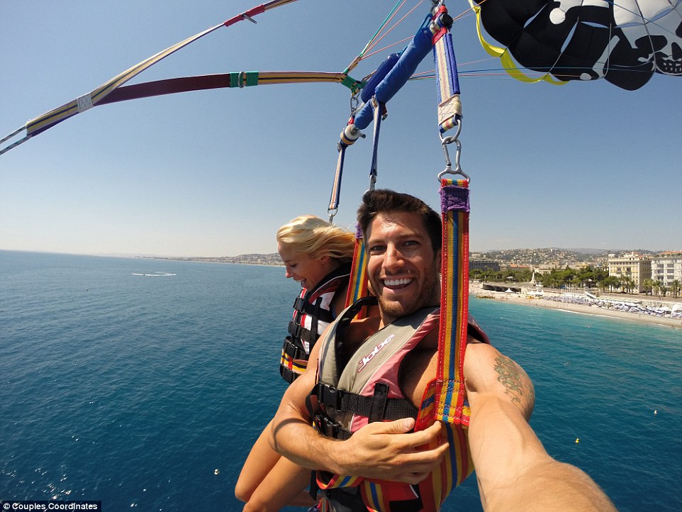 2BEFEC0400000578-3214419-While_many_of_the_pictures_include_individual_shots_in_mesmerisi-a-1_1441365213919
