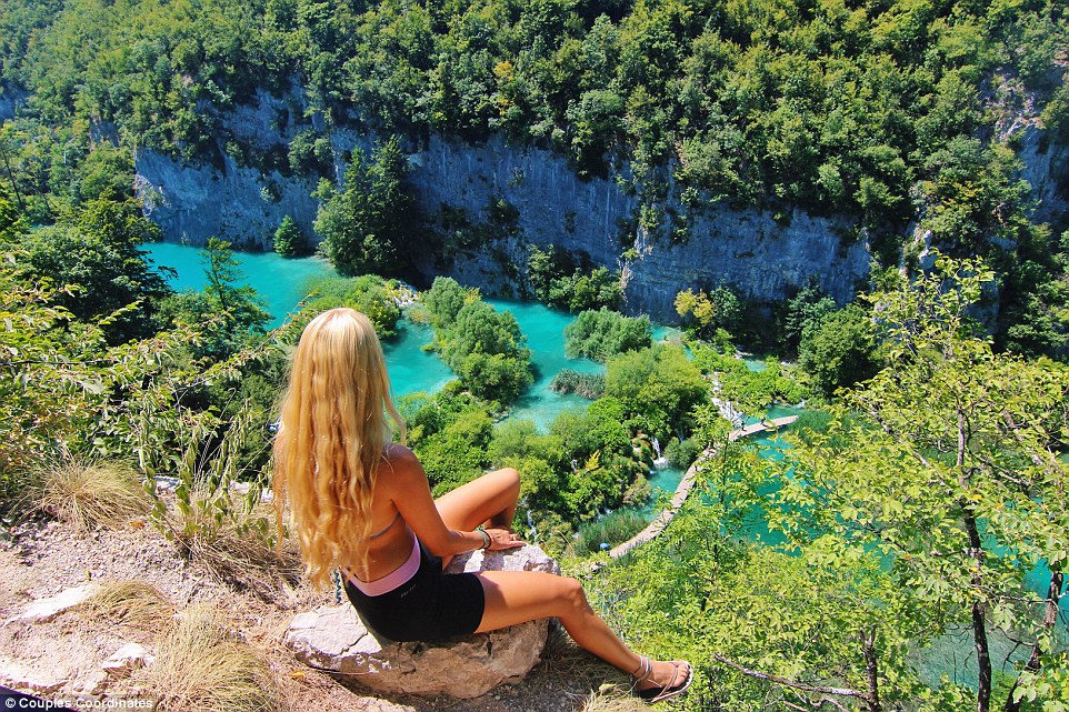 2BEFFA3700000578-3214419-Colourful_world_Alexandra_looks_down_on_the_breathtaking_Plitvic-a-14_1441365214544