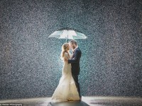 Porque la lluvia en una boda también puede ser  una bendición