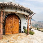 Esta casa de cuento puesta a la venta es ideal para los amantes del Señor de los anilos o El hobbit.